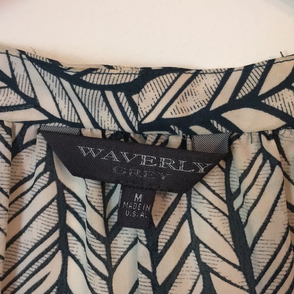 Waverly Grey Patterned Top - Picture 2 of 5